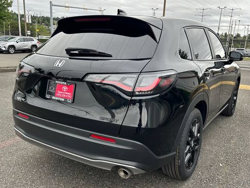 Used 2024 Honda HR-V Sport image 5