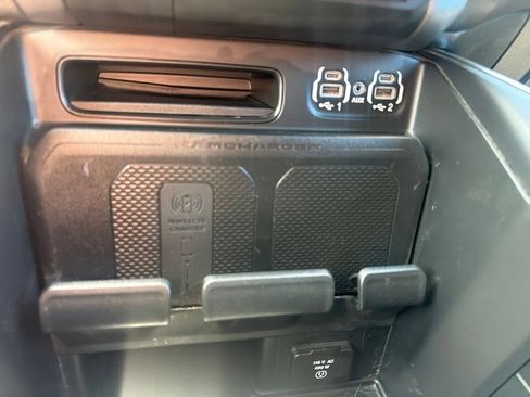 Used 2022 RAM 1500 Laramie AWD/4WD image 20