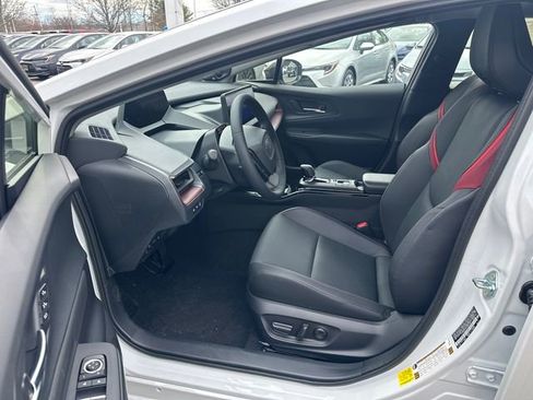New 2026 Toyota Prius Plug-In Hybrid FWD image 21