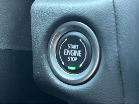 Certified 2024 Chevrolet Suburban Premier AWD/4WD image 34
