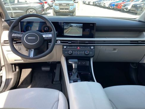 New 2026 Hyundai Tucson SE image 25