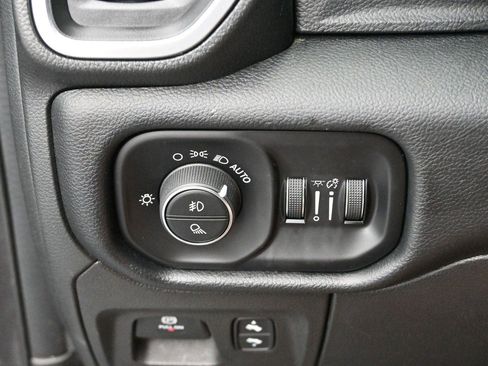 Used 2021 RAM 1500 Laramie AWD/4WD image 27