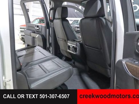 Used 2023 GMC Sierra 2500 Denali w/ Denali Ultimate Package AWD/4WD image 16