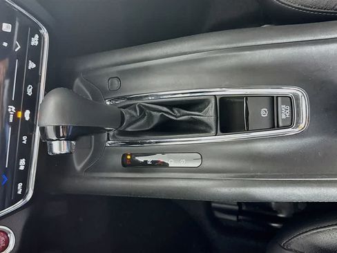 Used 2018 Honda HR-V EX-L image 18