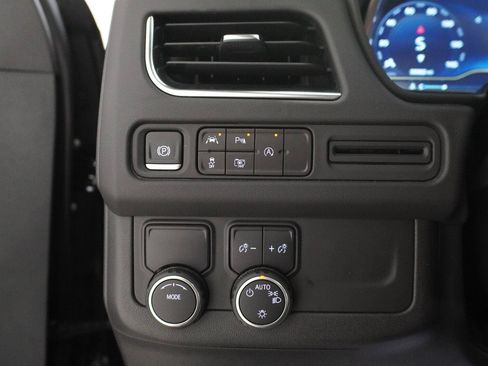 Used 2024 Chevrolet Tahoe RST w/ Luxury Package RWD image 12