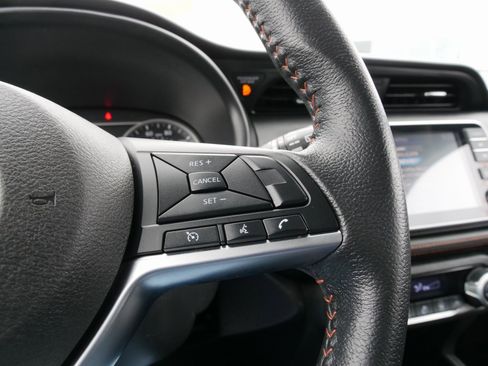 Used 2019 Nissan Kicks SR w/ Exterior Package image 21