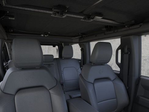 New 2026 Ford Bronco Badlands AWD/4WD image 14