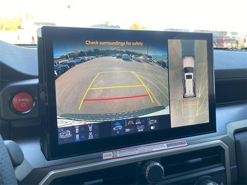 New 2025 Toyota 4Runner TRD Off-Road Premium image 25