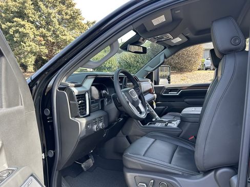 New 2026 GMC Sierra 3500 Denali image 41