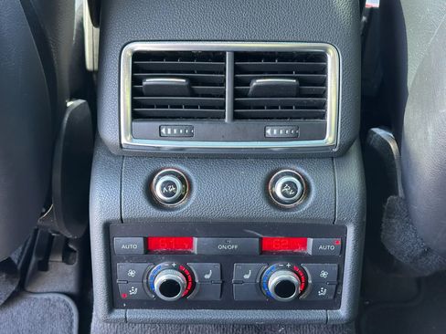 Used 2012 Audi Q7 3.0T S line Prestige w/ S Line Pkg image 32