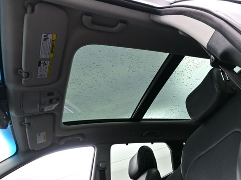 Used 2017 Hyundai Santa Fe Sport w/ 2.0T Ultimate Tech Package 05 image 18