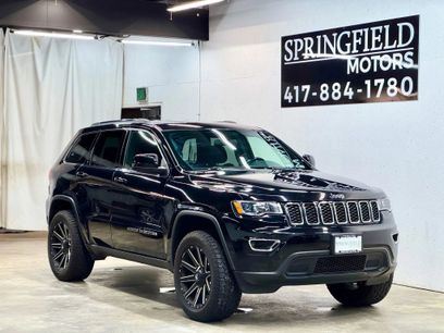 Used 2021 Jeep Grand Cherokee Laredo