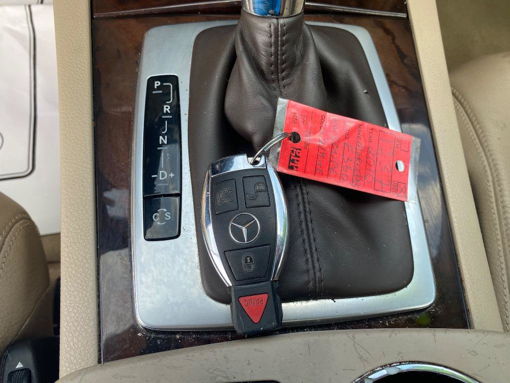 Used 2010 Mercedes-Benz E 350 Coupe image 33