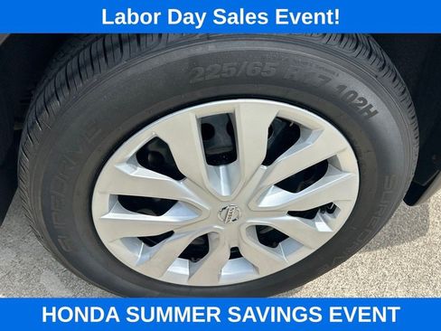 Used 2020 Nissan Rogue S FWD image 5