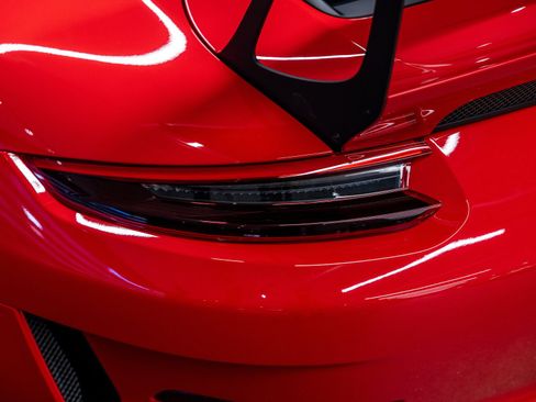 Certified 2019 Porsche 911 GT3 RS RWD image 28