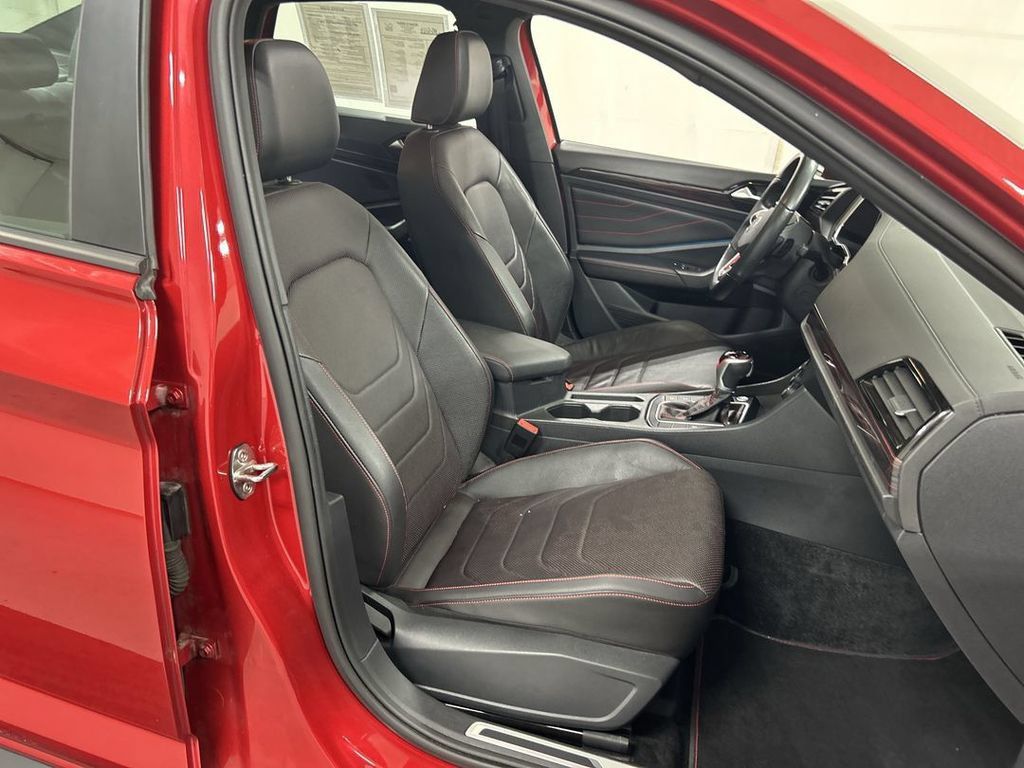 Certified 2023 Volkswagen Jetta GLI Autobahn FWD image 23