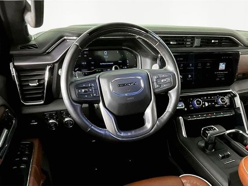 Certified 2025 GMC Sierra 1500 Denali Ultimate image 9