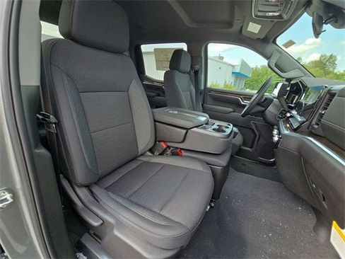 New 2026 GMC Sierra 1500 Elevation image 29