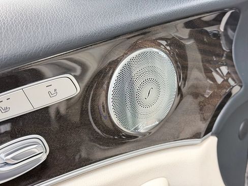 Used 2019 Mercedes-Benz E 300 image 11