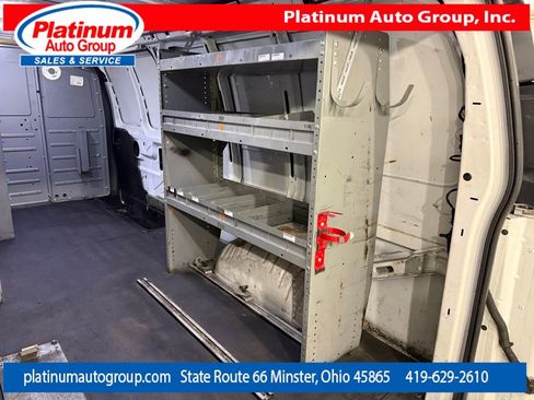 Used 2017 Chevrolet Express 3500 Extended RWD image 42