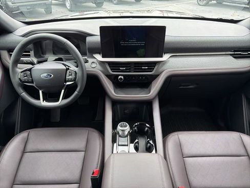 New 2026 Ford Explorer Platinum image 15