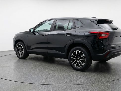 Used 2025 Chevrolet TrailBlazer LT image 6