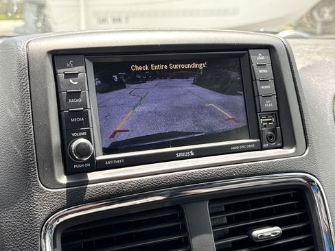 Used 2019 Dodge Grand Caravan GT image 17