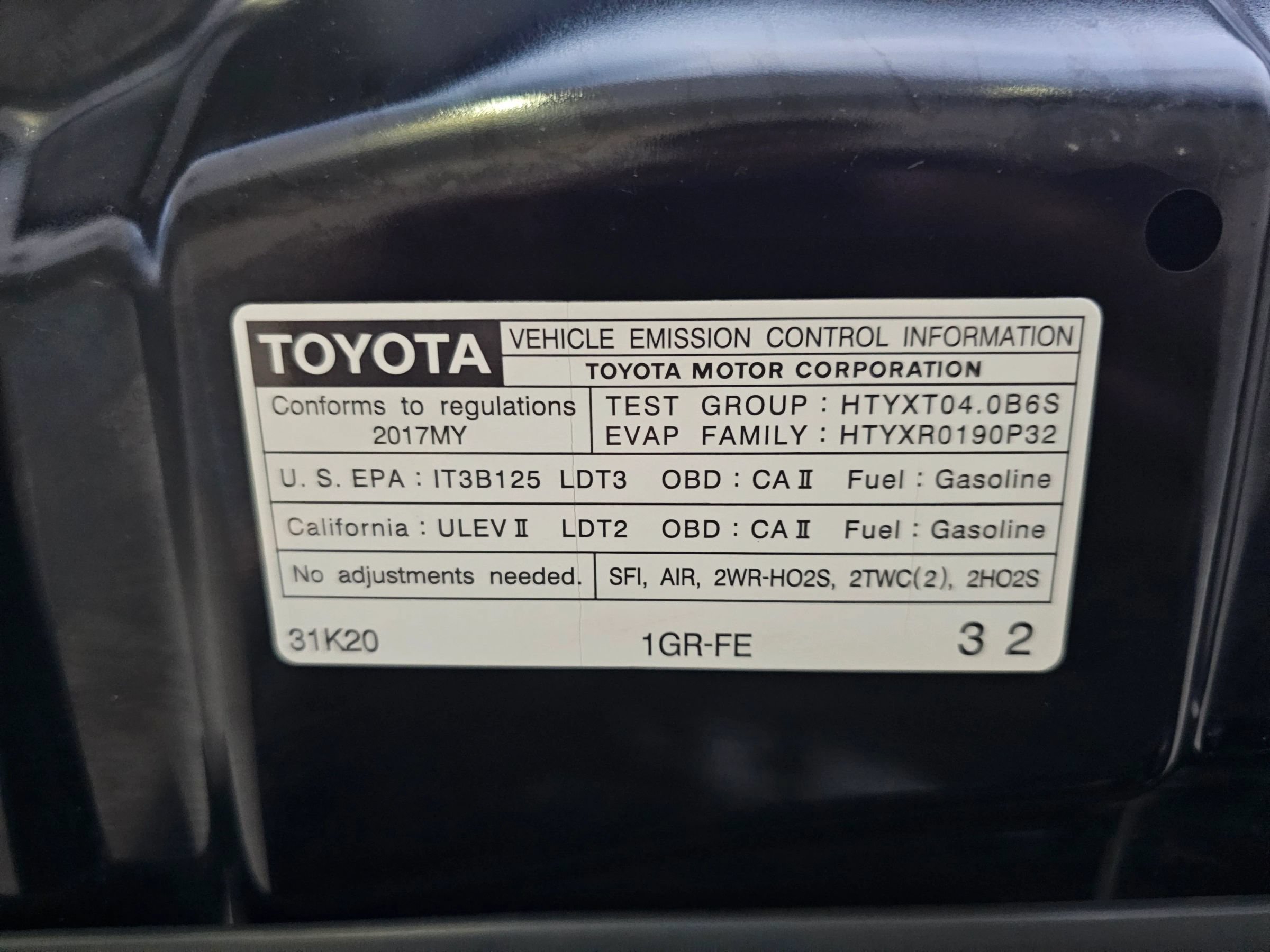 Used 2017 Toyota 4Runner SR5 RWD image 32