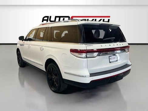 Used 2024 Lincoln Navigator L Black Label AWD/4WD image 5