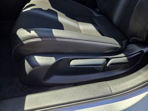 Used 2025 Honda Civic Sport image 14
