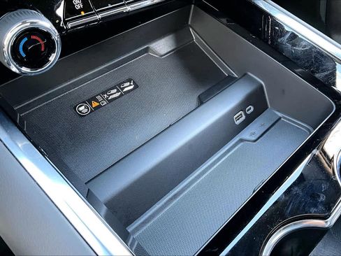 Used 2025 Chevrolet Tahoe RST w/ Comfort Package image 33