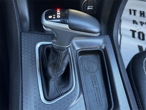 Certified 2018 Dodge Charger SRT w/ Harman/Kardon Audio Group image 36