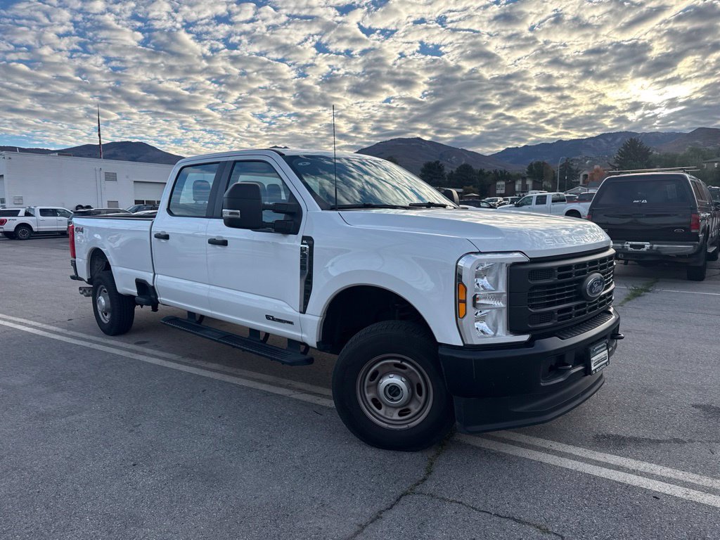 Used 2024 Ford F350 XL w/ XL Driver Assist Package AWD/4WD image 2