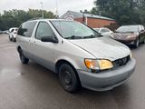 Used 2001 Toyota Sienna XLE image 3