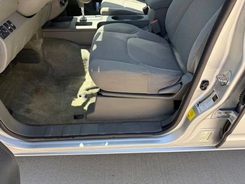 Used 2018 Nissan Frontier SV AWD/4WD image 22
