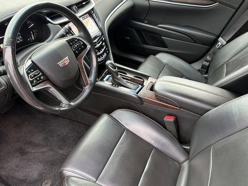 Used 2018 Cadillac XTS Luxury image 9