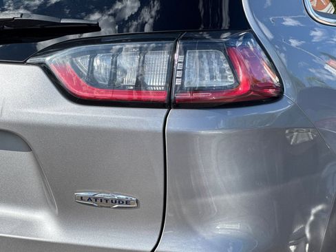 Used 2019 Jeep Cherokee Latitude w/ Popular Appearance Group image 25