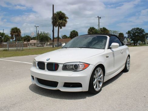 Used 2013 BMW 135i Convertible RWD image 1