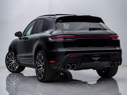 New 2026 Porsche Macan image 3