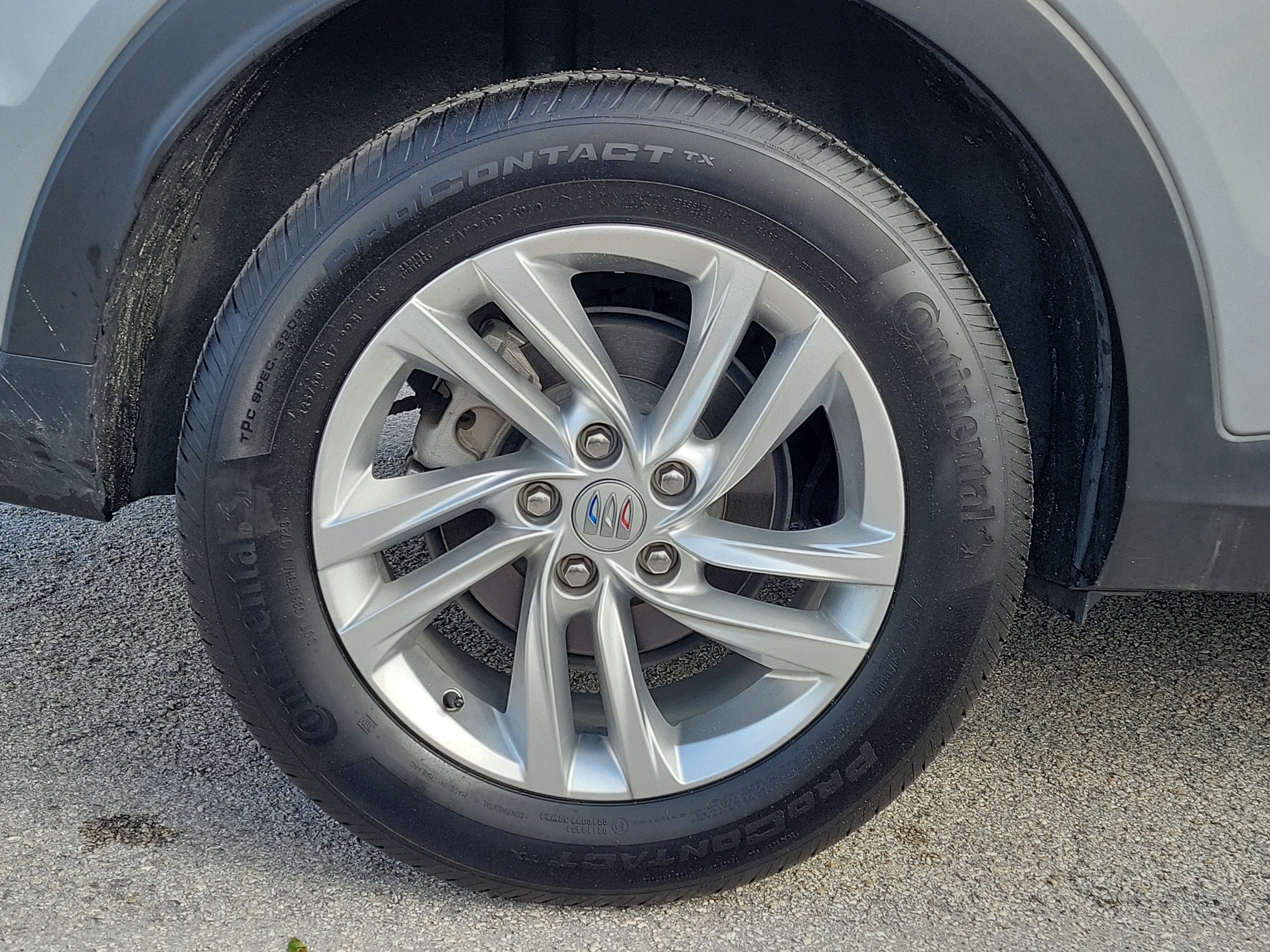 Used 2024 Buick Envista Preferred w/ Convenience I Package FWD image 2