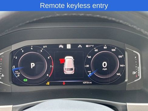 Used 2021 Volkswagen Atlas SEL w/ MDO Package (Bench Seat) image 18