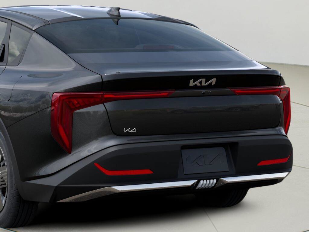 New 2026 Kia K4 FWD image 13