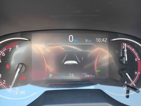 Used 2025 Toyota RAV4 XLE FWD image 18