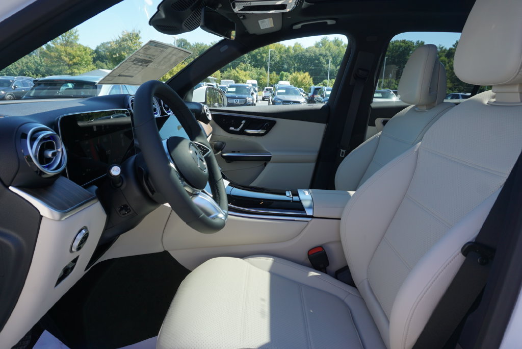 Certified 2026 Mercedes-Benz GLC 300 4MATIC image 24