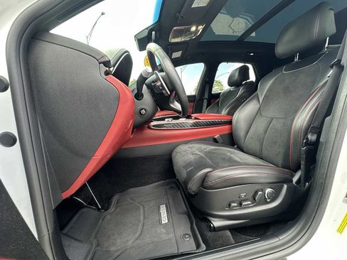 Used 2022 Genesis GV70 3.5T Sport w/ Sport Prestige Package AWD/4WD image 11