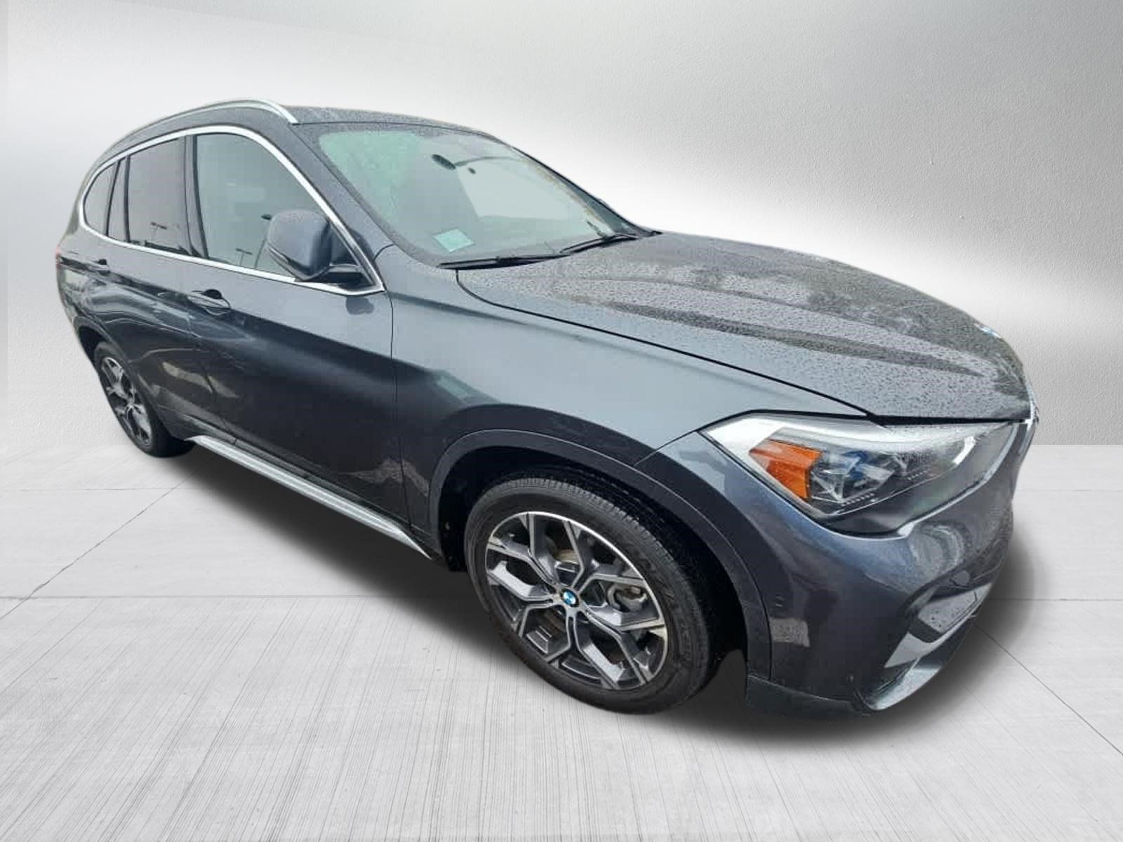 Used 2021 BMW X1 xDrive28i w/ Convenience Package AWD/4WD image 3