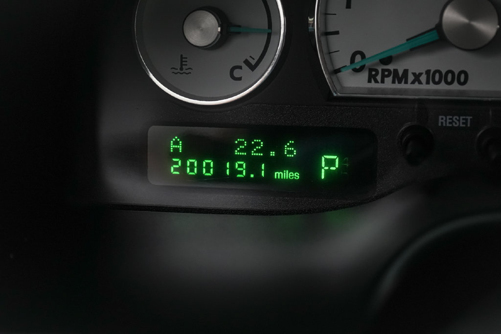 Used 2003 Ford Thunderbird RWD image 30