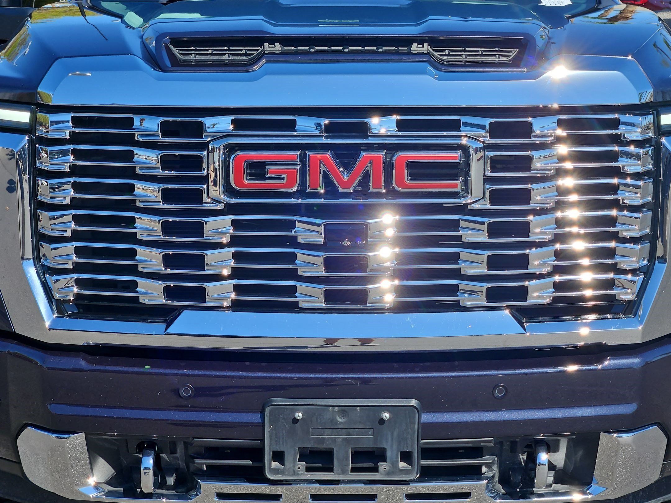 Certified 2024 GMC Sierra 2500 Denali w/ Denali Reserve Package AWD/4WD image 9