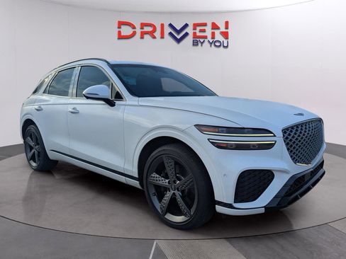 Used 2023 Genesis GV70 2.5T w/ Sport Prestige Package image 7