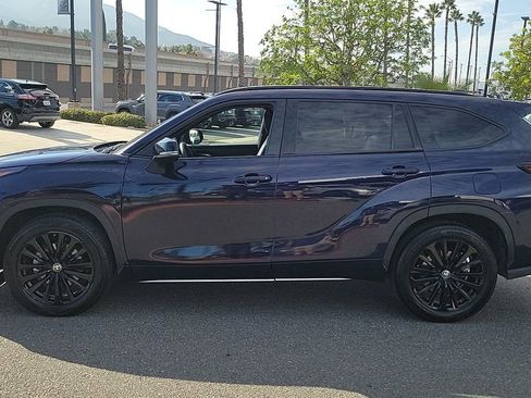 Used 2024 Toyota Highlander XSE image 9